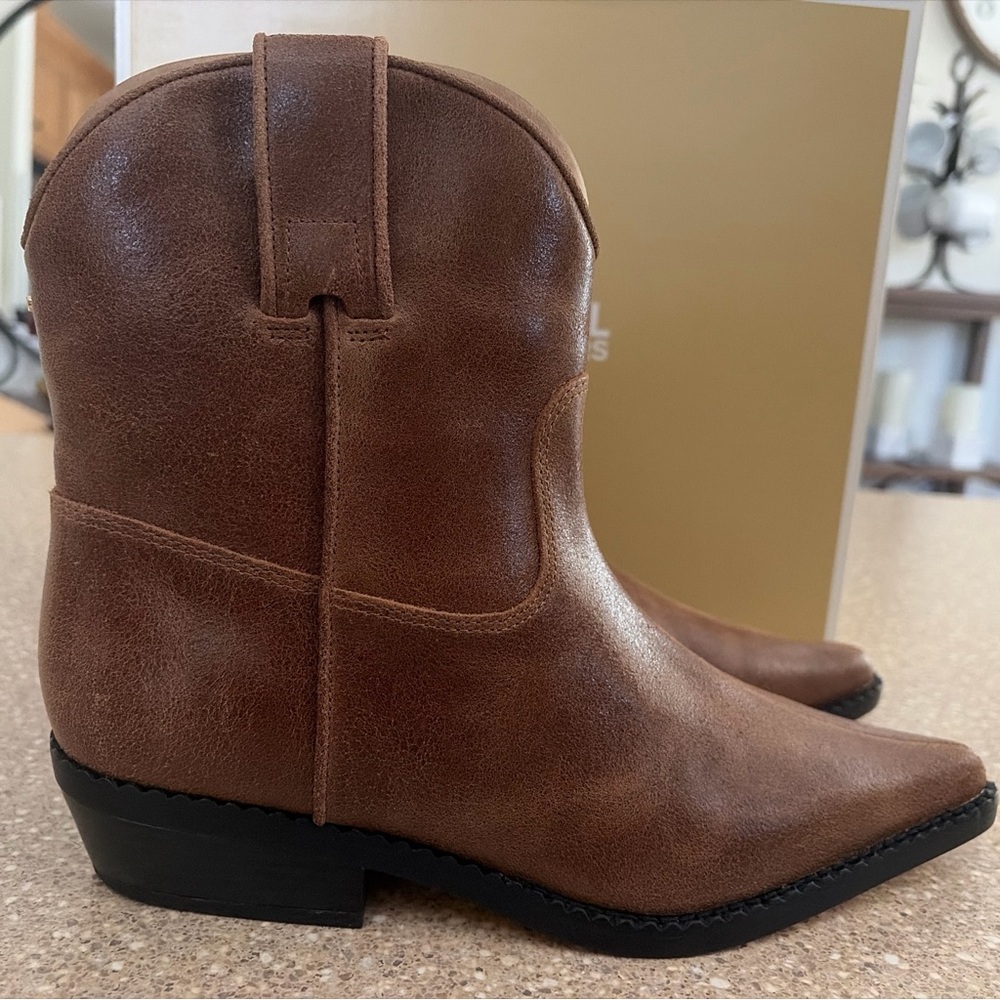 Michael Kors Noemie Distressed Bombe Leather Bootie Boots Luggage Brown Size 7.5 - Picture 2 of 7